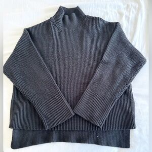 H&M Mock Neck Hi-Low Boxy Cropped Sweater Black Wool Blend Size Small